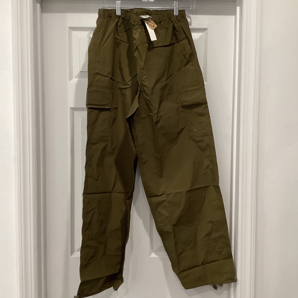 NWT PInK Victoria's Secret cargo pants drawstring